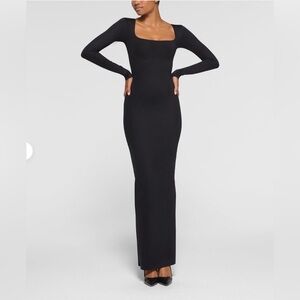 SKIMS Body Sculpting Long Sleeve Maxi Dress In Onyx Size Medium NWT